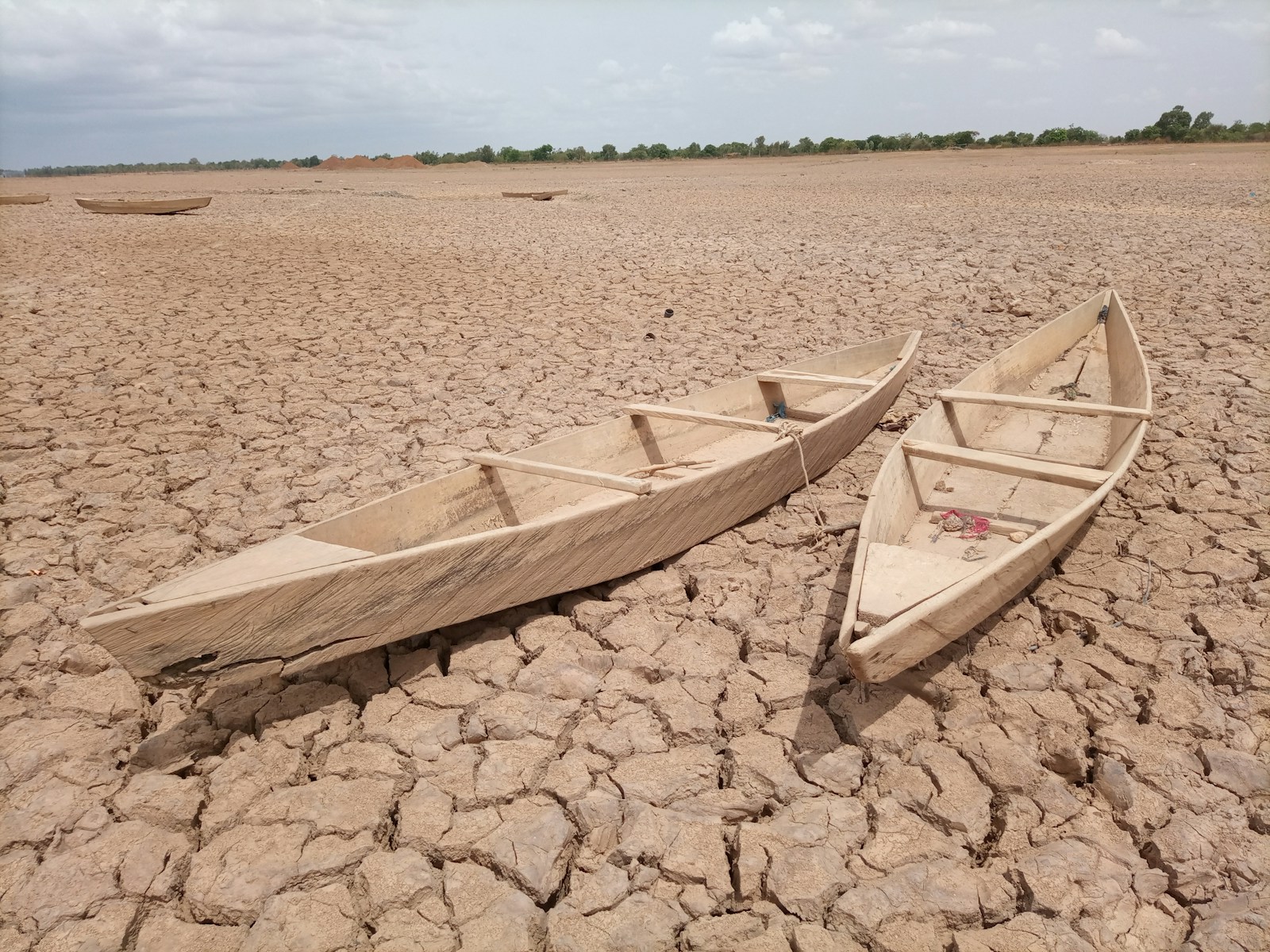 climate finance crisis highlighting urgent funding gaps threatening Africa
